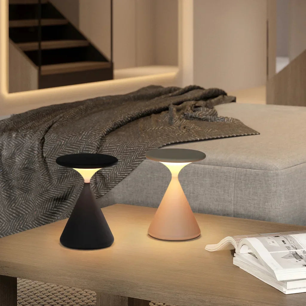 Bezdrátová stolní lampa | Design přesýpacích hodin