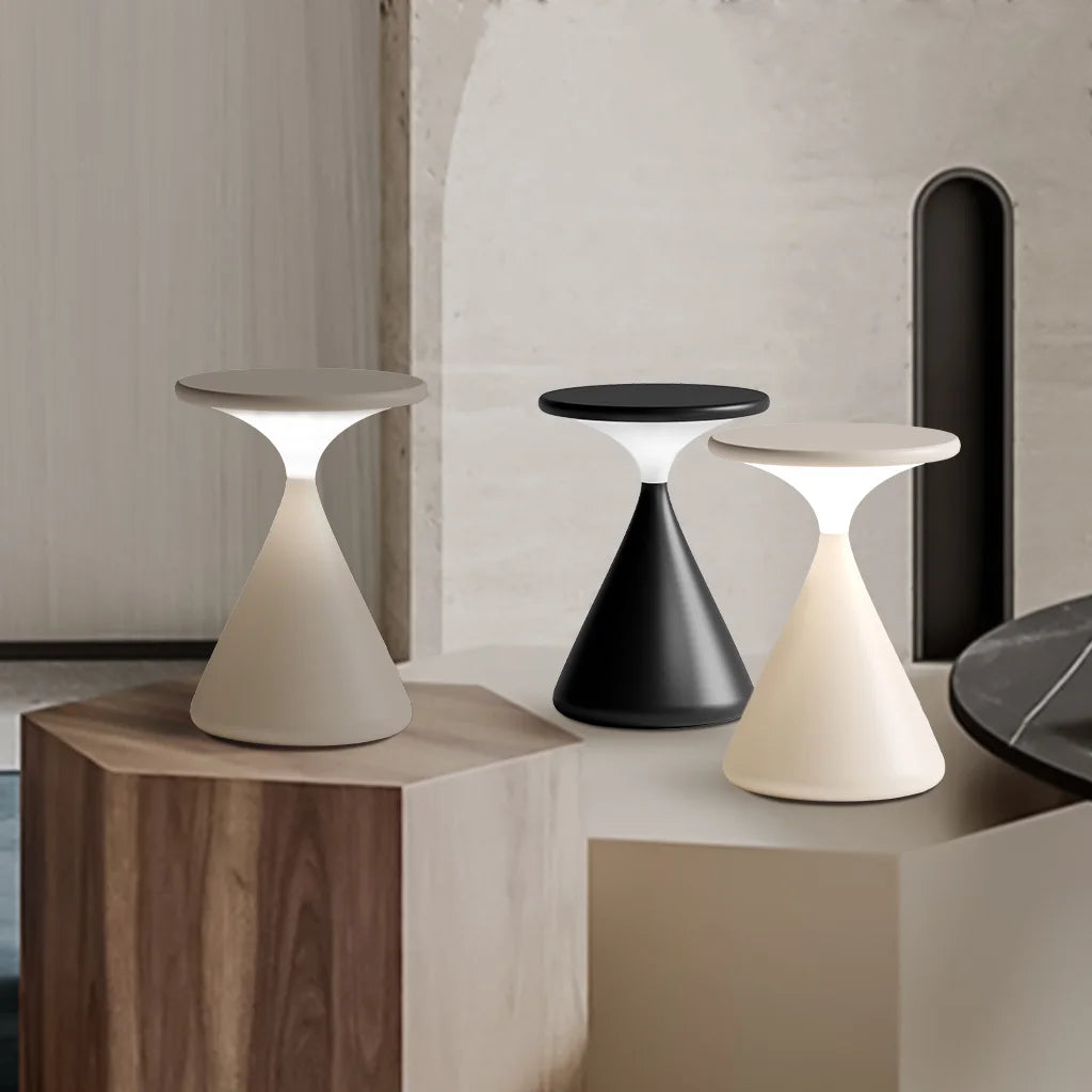 Bezdrátová stolní lampa | Design přesýpacích hodin
