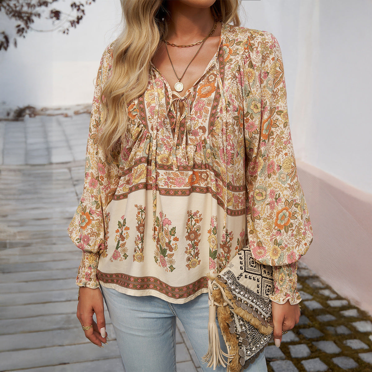 Dámská bavlněná blůza v boho stylu s květinovým vzorem