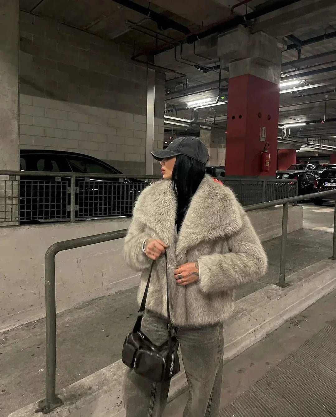 Dámská oversized kožešinová bunda