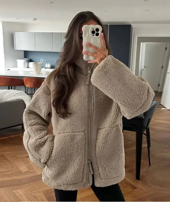 Dámská zimní bunda teddy z materiálu sherpa
