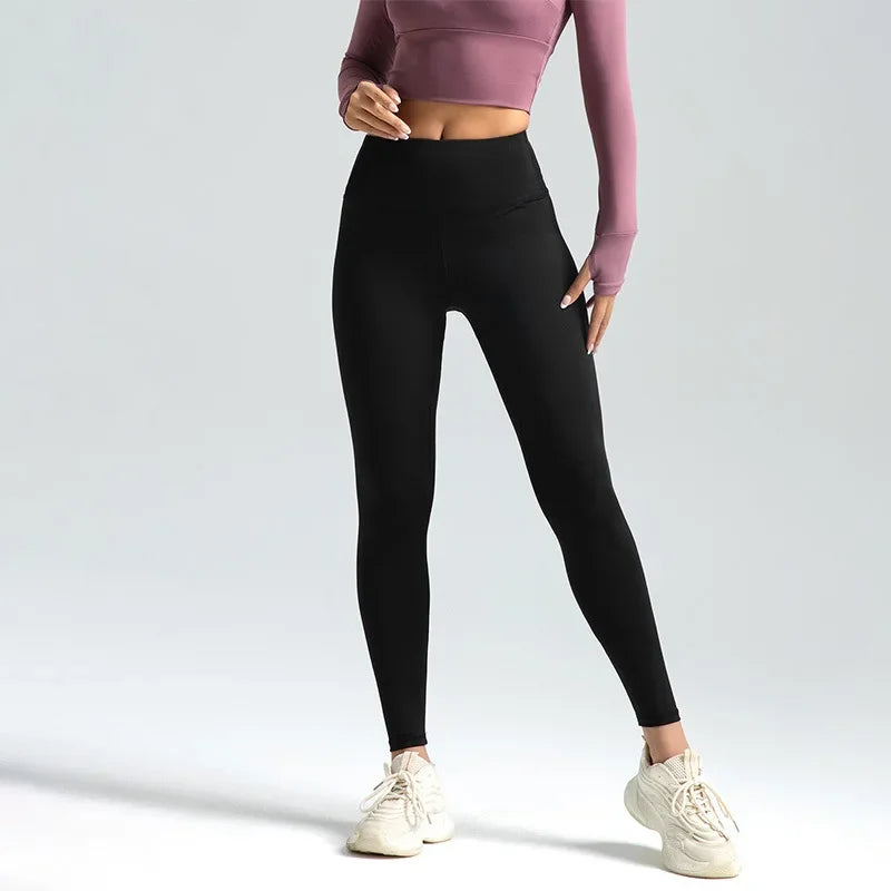 Dámské bezešvé sportovní legíny s vysokým pasem a push-up efektem na jógu a fitness