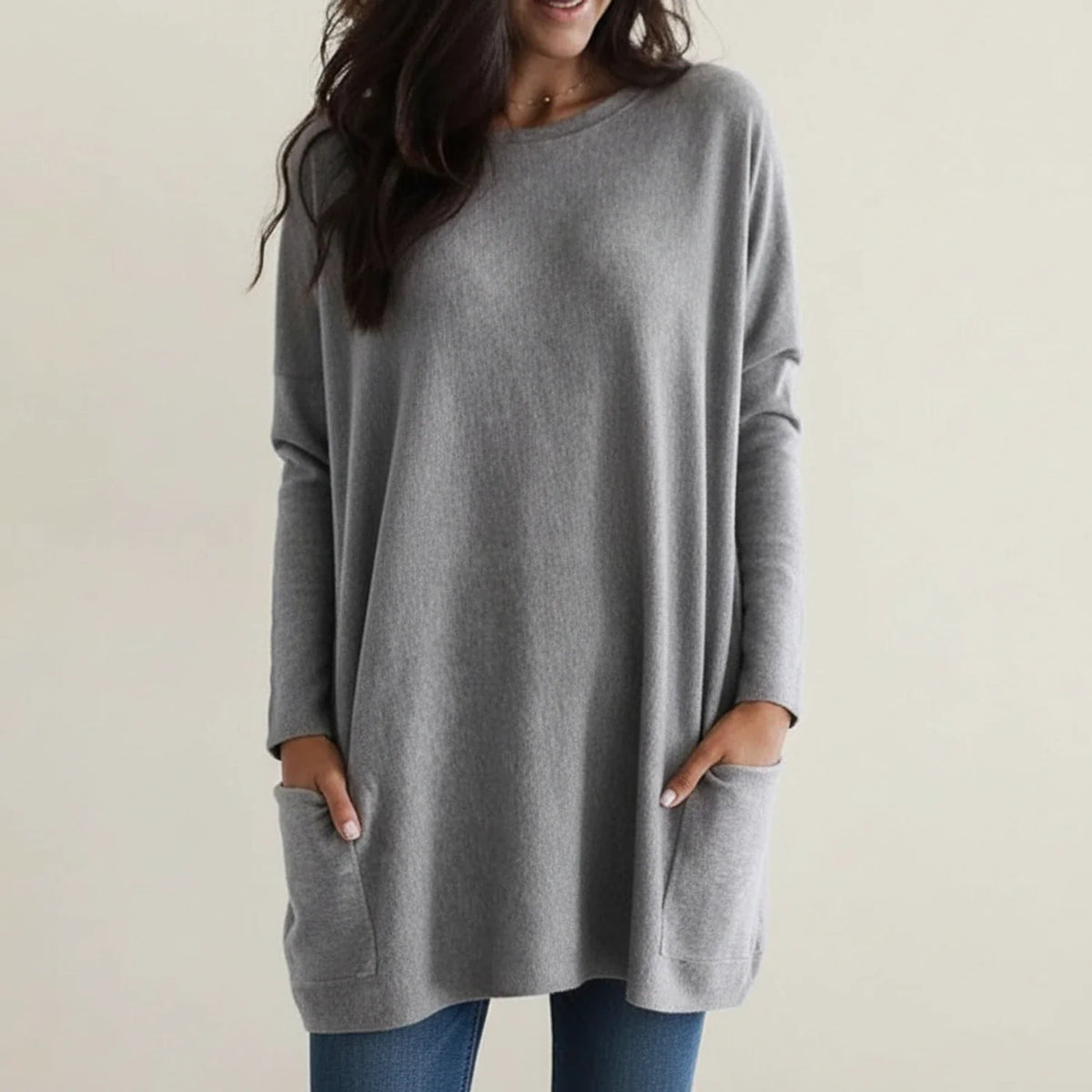 Dámské oversized svetrové šaty s kapsami