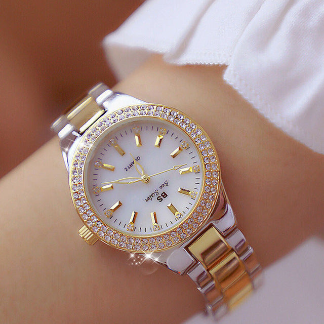 Dámské quartzové hodinky z nerezové oceli 32 mm stříbrné