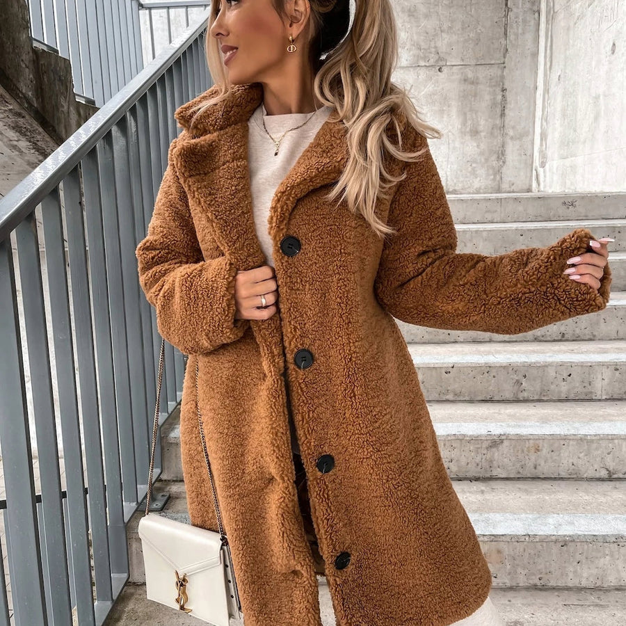 Dámský dlouhý kabát teddy v oversized střihu