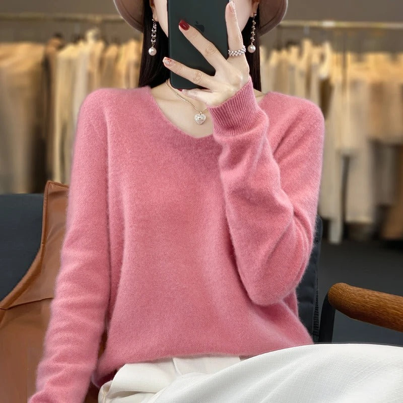 Dámský vlněný svetr s výstřihem do V