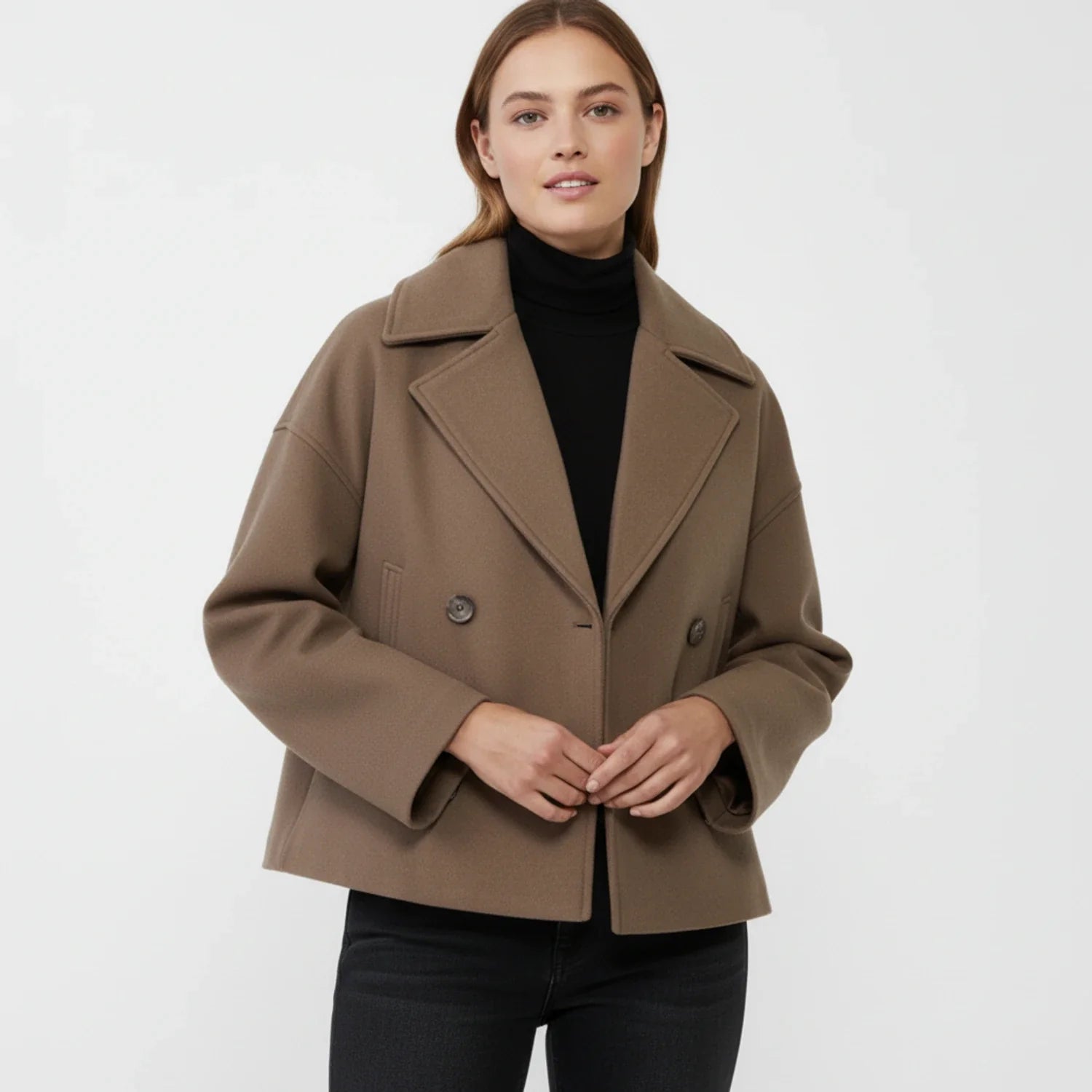 Dámský zkrácený kabát v námořnickém a trench stylu