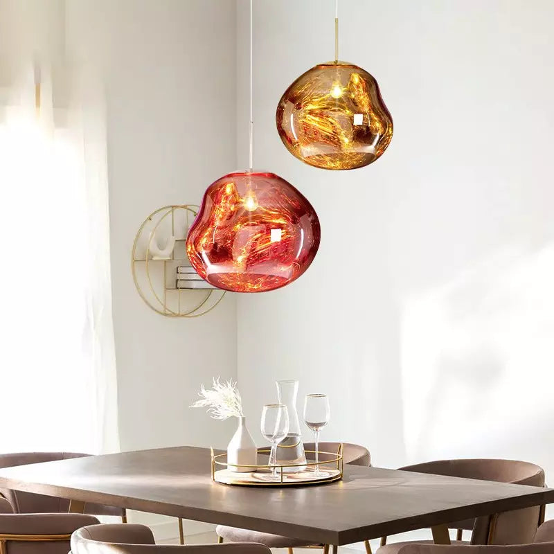 Designové závěsné svítidlo Melt – stylový a atmosférický světelný objekt