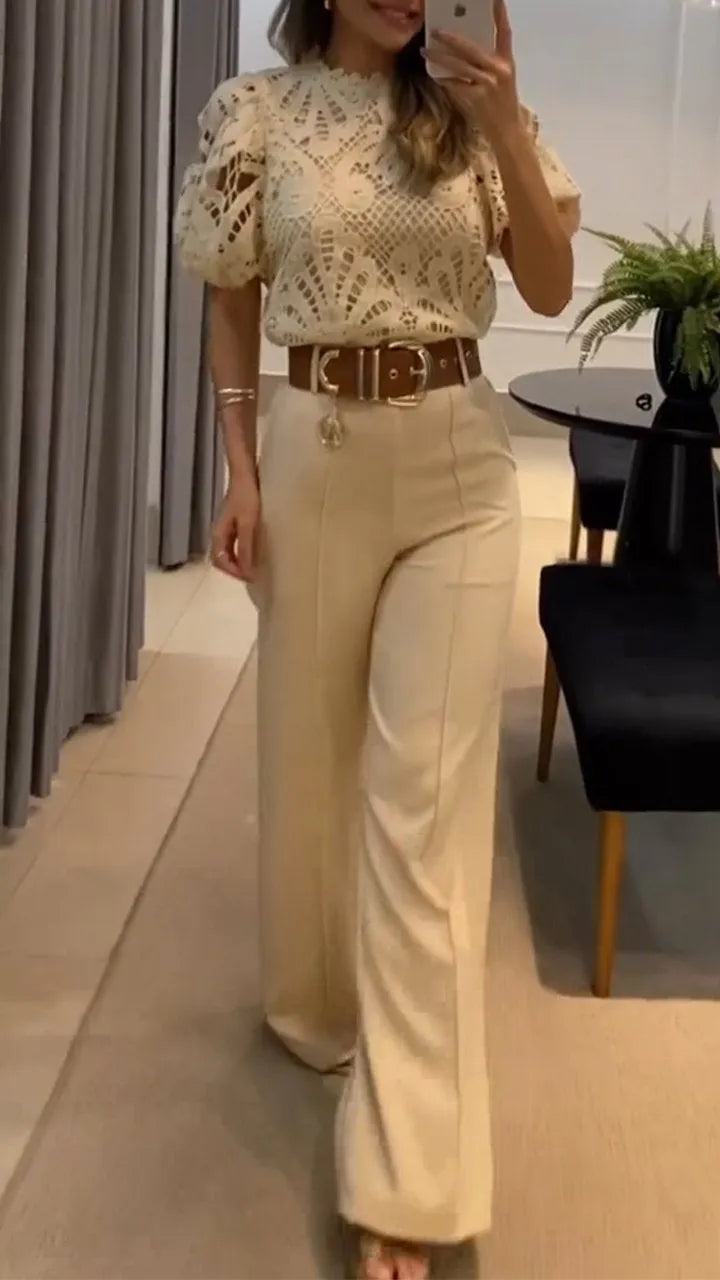 Elegantní dvoudílný komplet