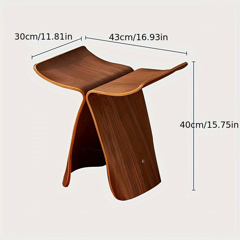 Elegantní stolička Butterfly – Nadčasový design do obývacího pokoje a předsíně