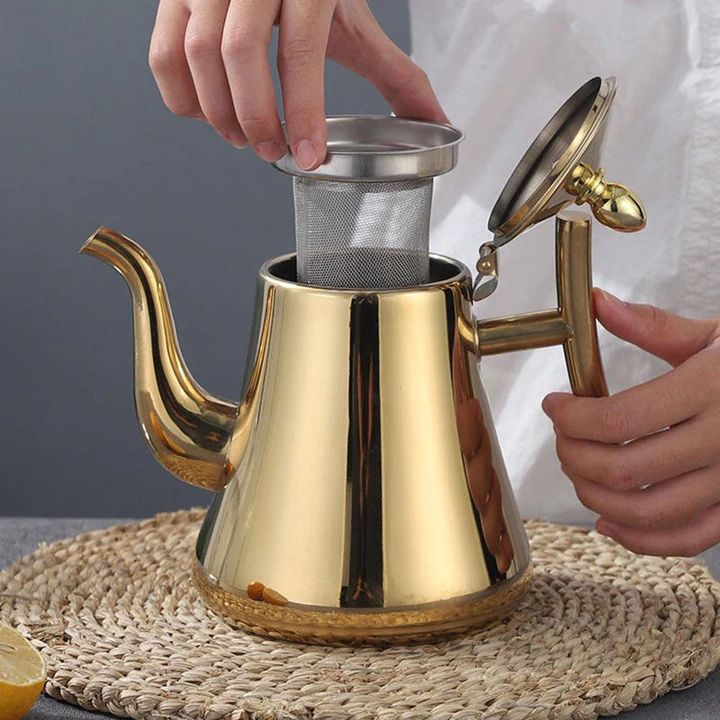 Indukční konvice pro rychlé a čisté vaření v moderním designu