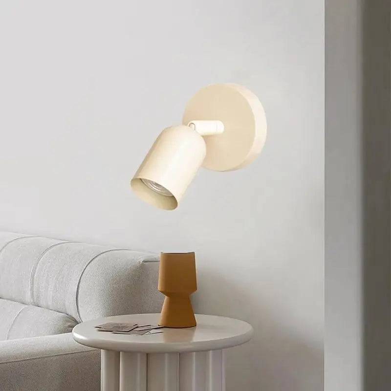Jemná nástěnná lampa Macaron