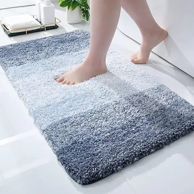 Koupelnová předložka s protiskluzovým designem a rychlým schnutím