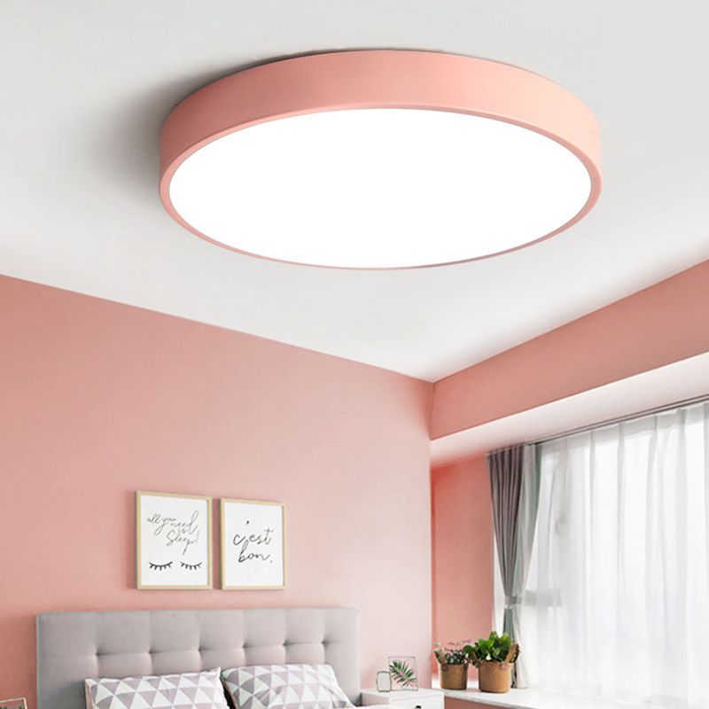 Kulaté ultra tenké stropní LED svítidlo pro moderní interiérové osvětlení