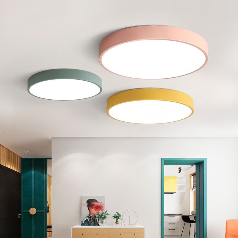 Kulaté ultra tenké stropní LED svítidlo pro moderní interiérové osvětlení
