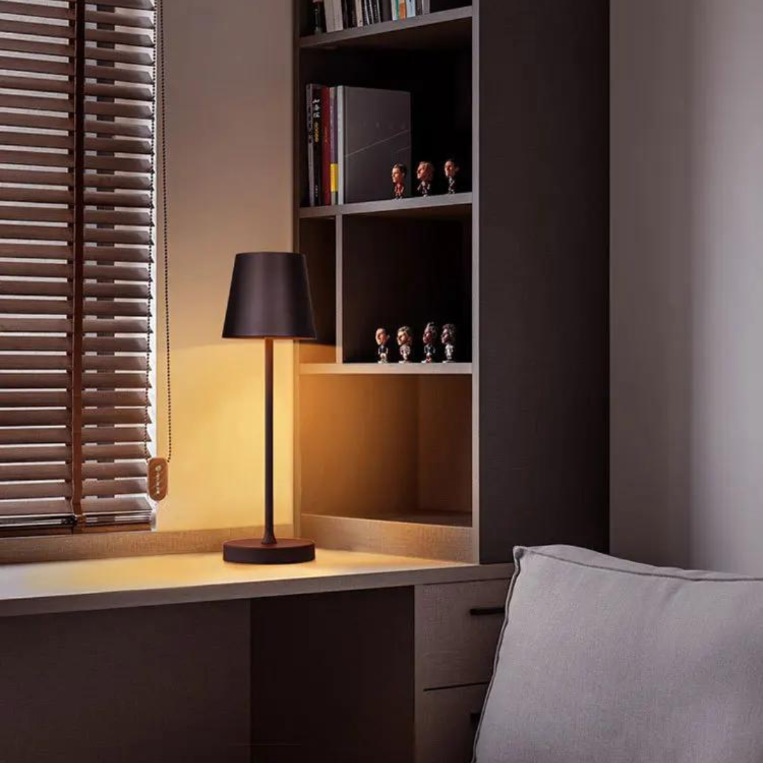 Luxusní bezdrátová stolní lampa