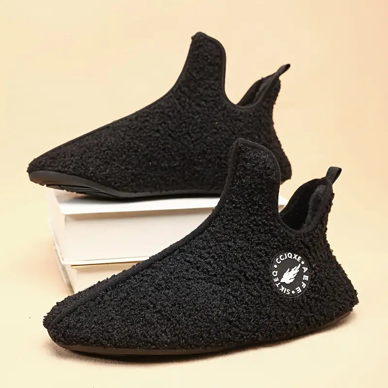 Měkké a elegantní domácí papuče pro stylový relax