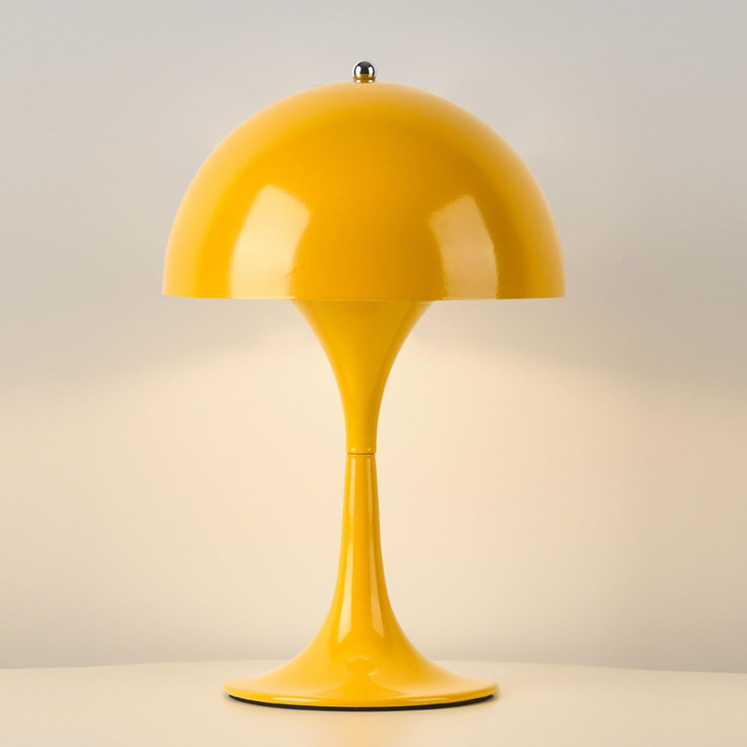 Moderní bezdrátová lampa
