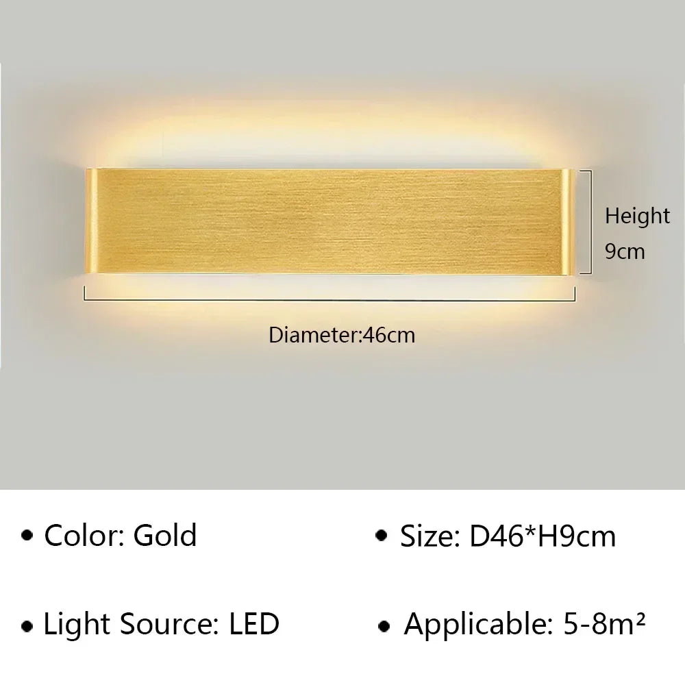 Moderní LED nástěnné svítidlo s elegantním designem a teplým světlem do ložnice, chodby a koupelny