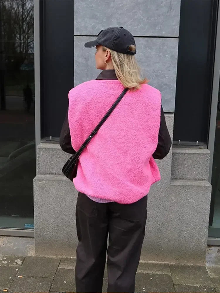 Módní dámská vestička na knoflíky