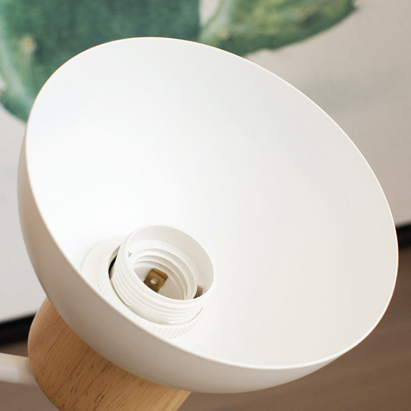 Nástěnná dřevěná lampa s ptáčkem v severském stylu | LED nástěnné světlo k posteli