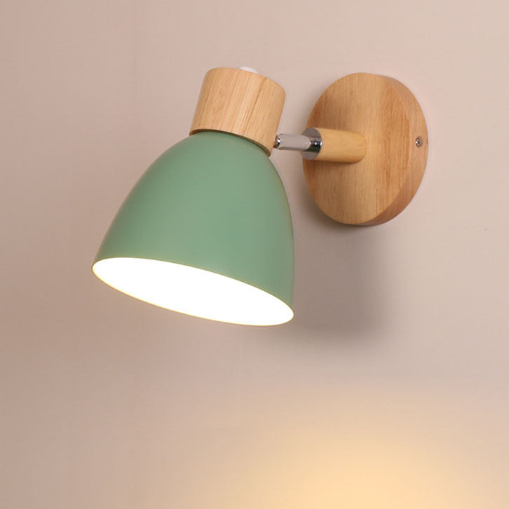 Nástěnná lampa z kovu a dřeva | Kuželový design | E27 | Pevná montáž | 230V | Skandinávský minimalistický styl