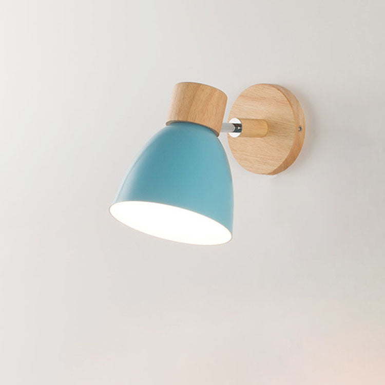 Nástěnná lampa z kovu a dřeva | Kuželový design | E27 | Pevná montáž | 230V | Skandinávský minimalistický styl