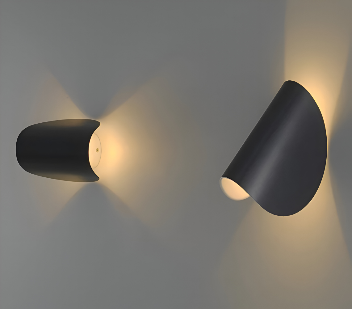 Nástěnné svítidlo Twist | Moderní nastavitelná LED nástěnná lampa