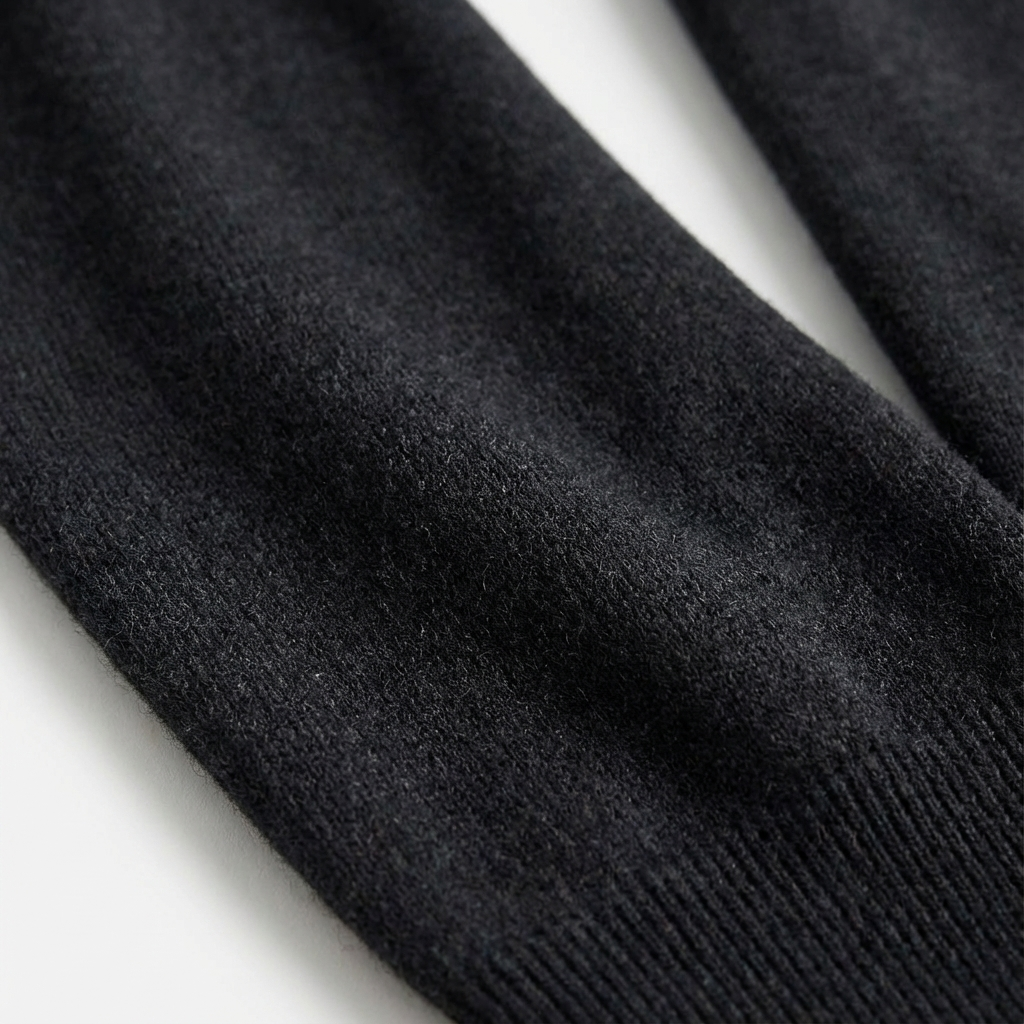 Pánský klasický svetr na krátký zip – všestranný elegantně-neformální pulovr