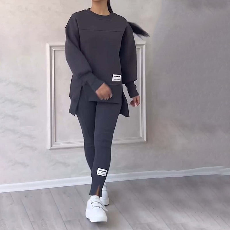 Pohodlný komplet snoubící komfort s elegantním moderním stylem