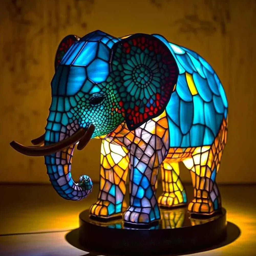 Skleněná stolní lampa ve tvaru zvířete s jemným osvětlením