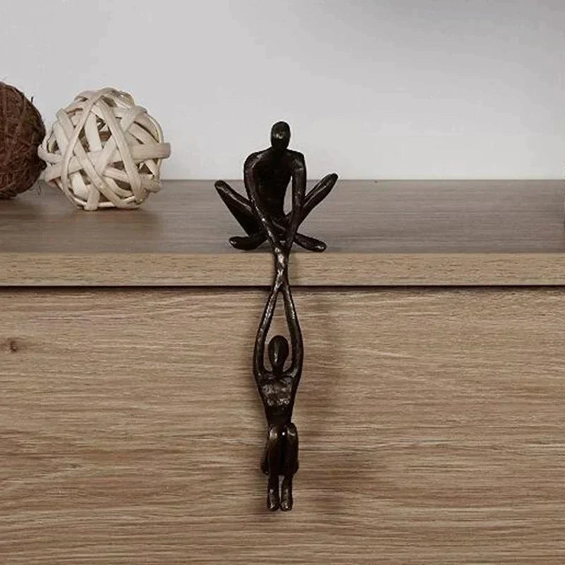 Sochařská figurka Věčná láska a síla