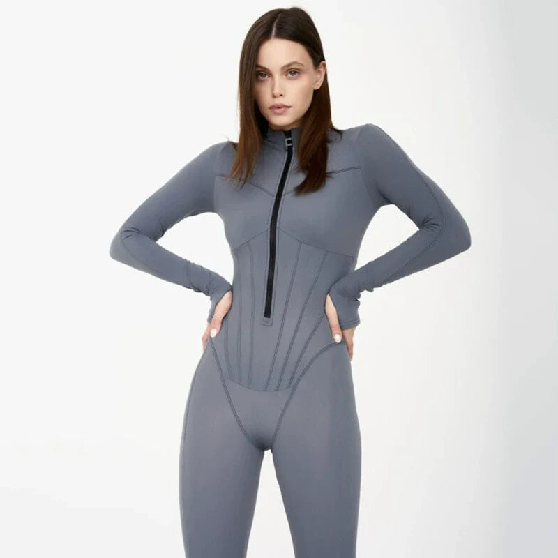 Sportovní overal se zipem