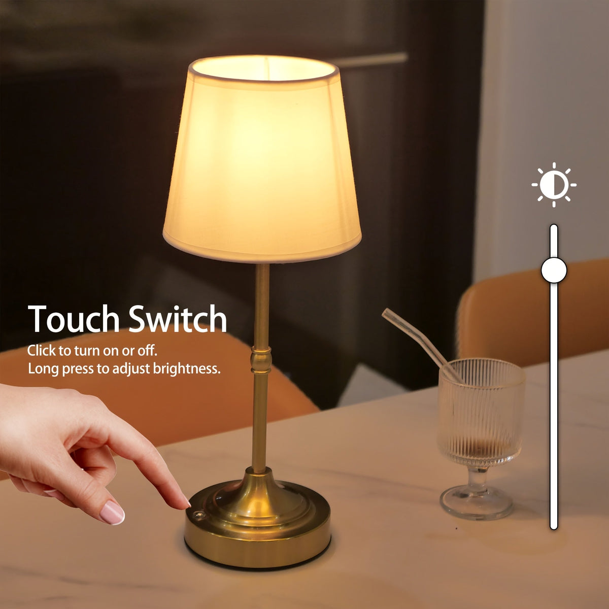 Stmívatelná bezdrátová stolní lampa | Dobíjecí přes USB