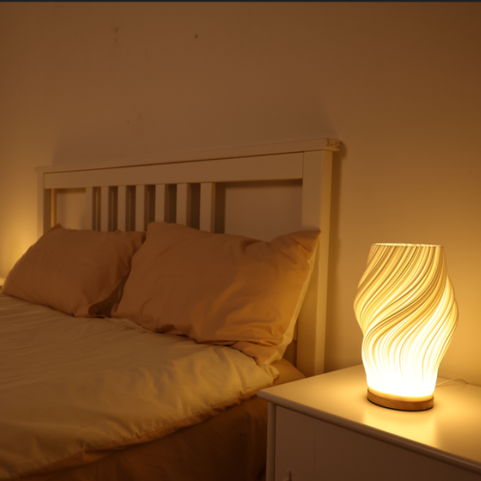 Stmívatelná designová LED lampa s vlnitou strukturou