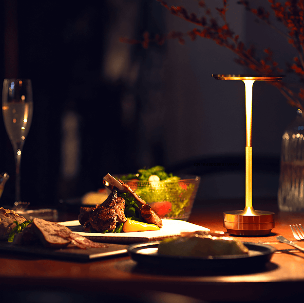 Stolní lampa – nastavitelné útulné osvětlení