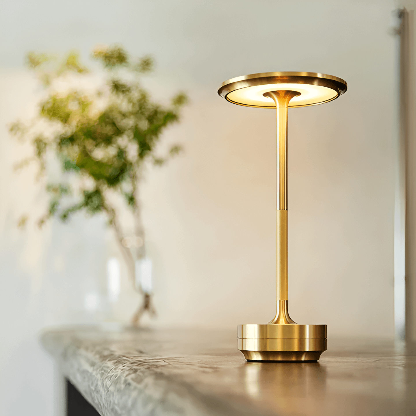 Stolní lampa – nastavitelné útulné osvětlení