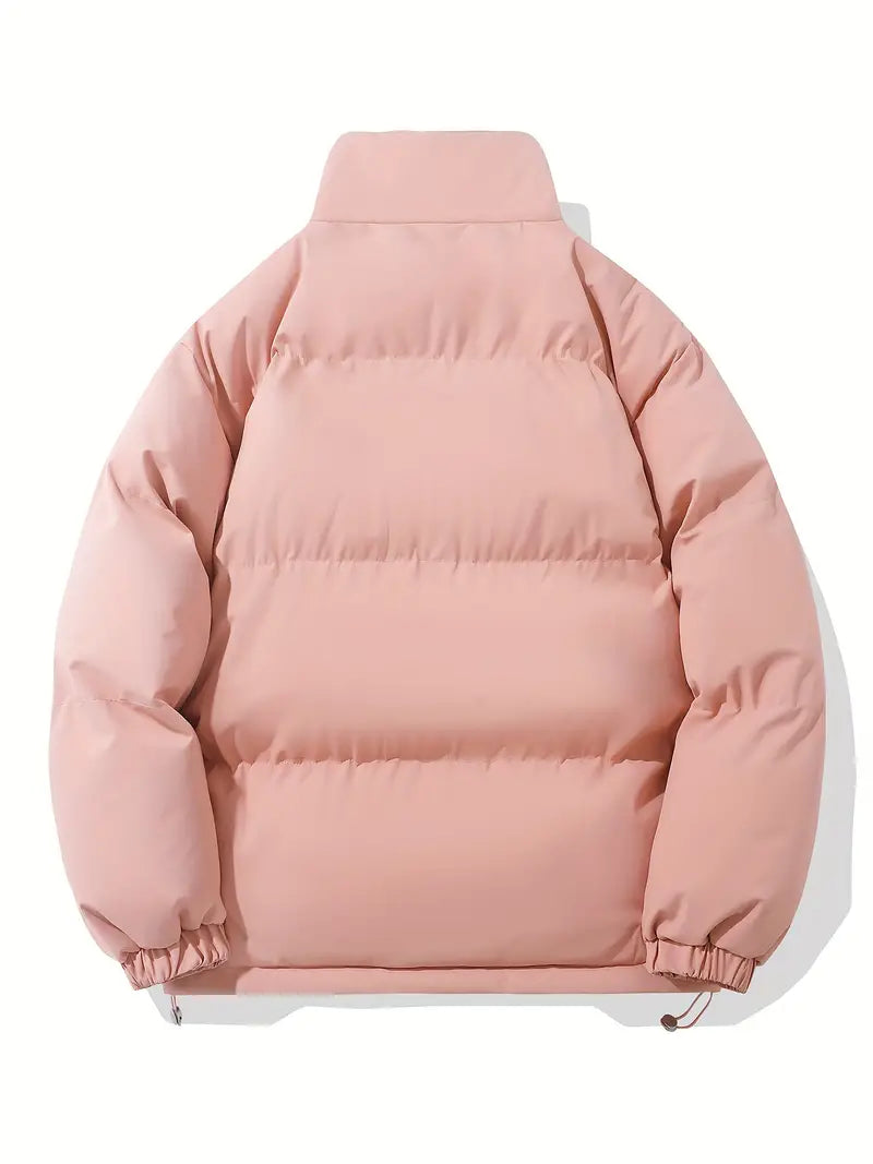 Teplá bunda s kapucí v klasickém designu