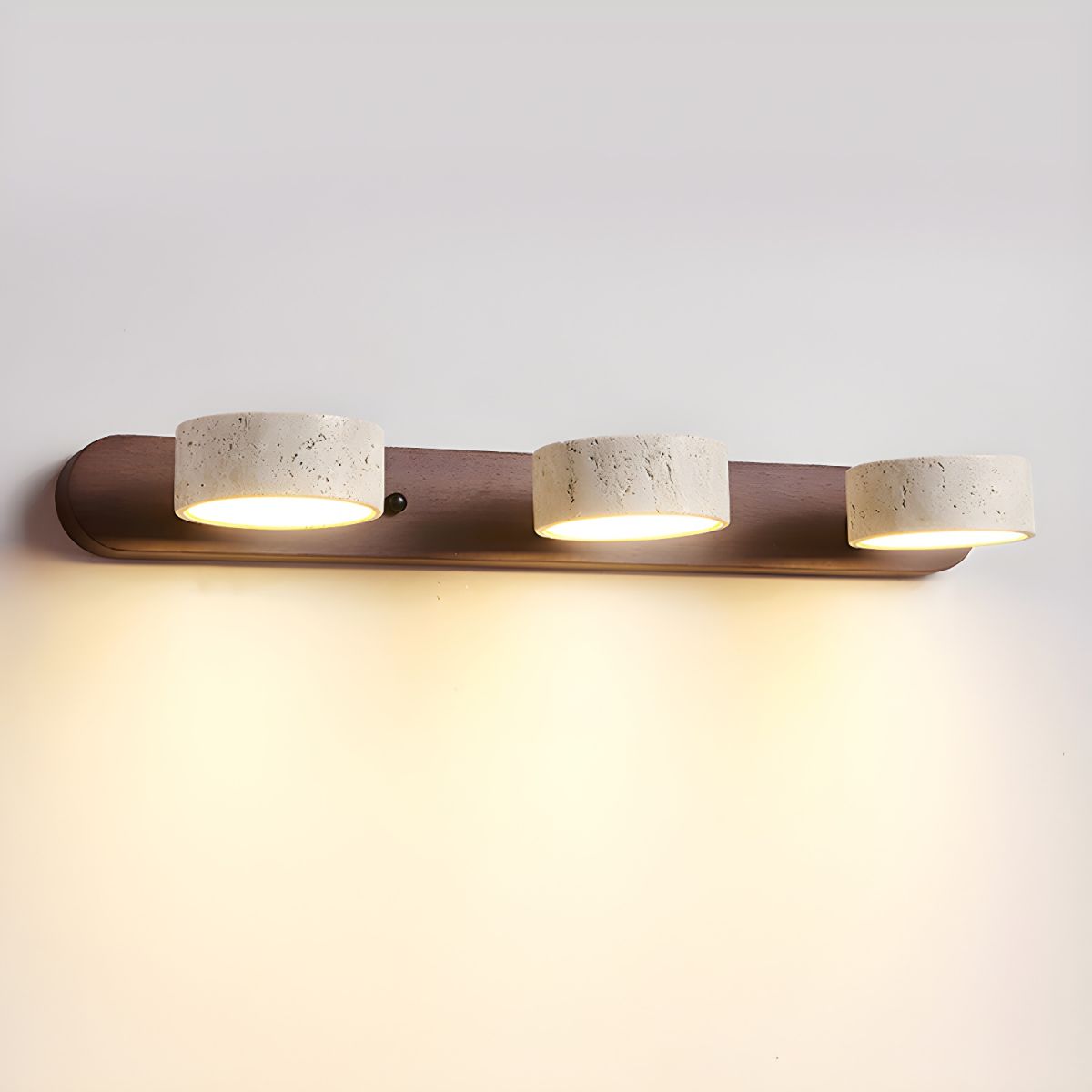 Travertinové nástěnné LED svítidlo pro architektonický luxus