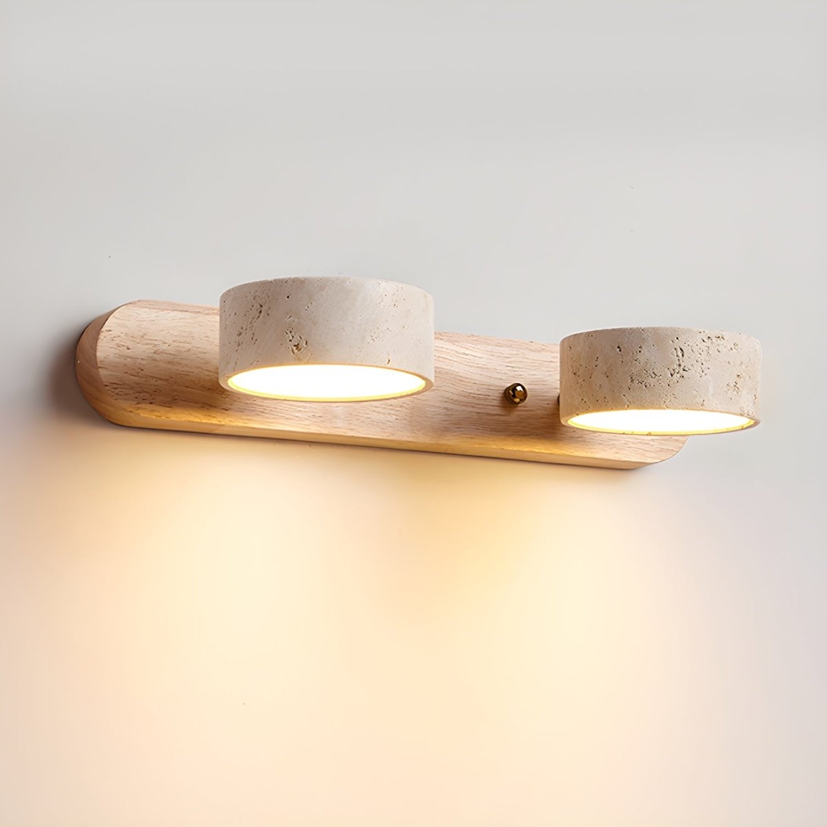 Travertinové nástěnné LED svítidlo pro architektonický luxus