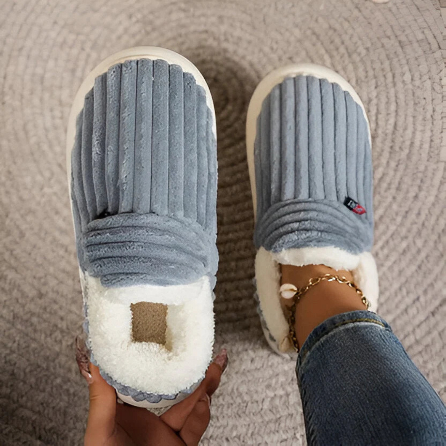 Unisex domácí papuče z měkkého plyše s protiskluzovým ergonomickým designem
