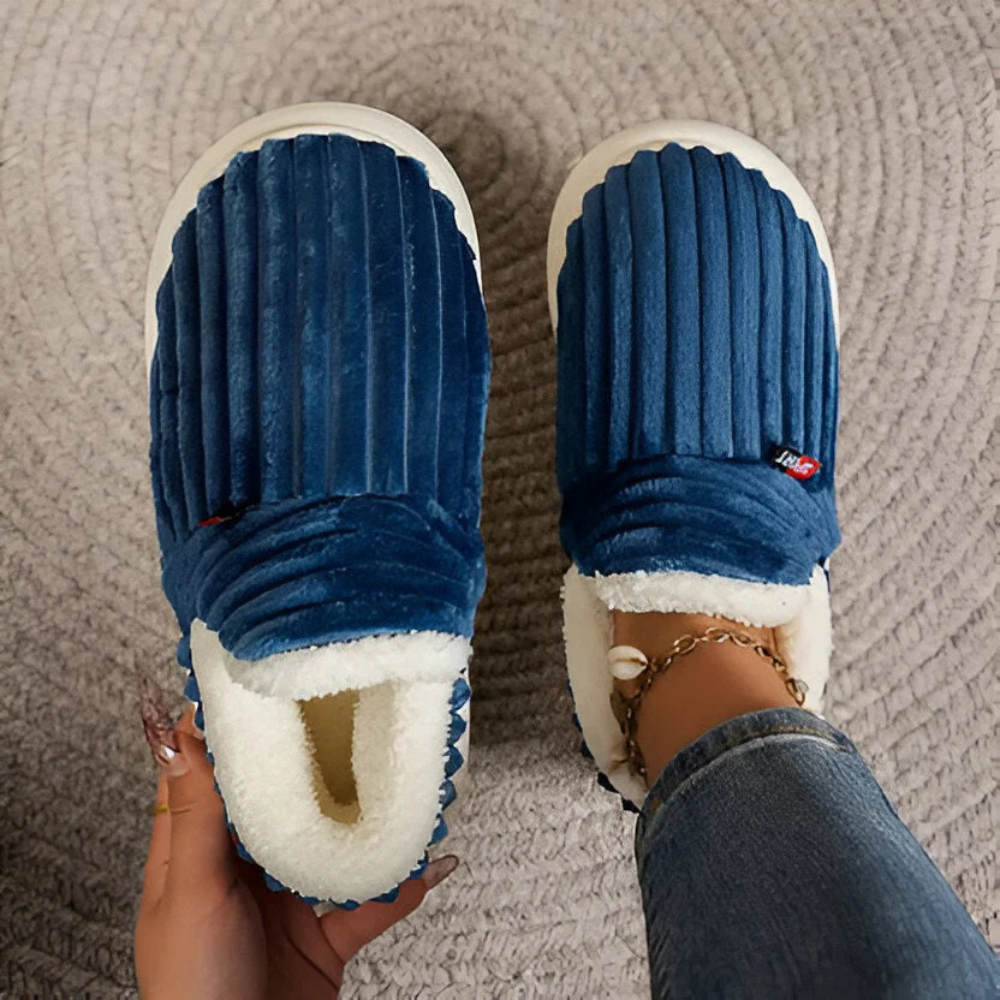 Unisex domácí papuče z měkkého plyše s protiskluzovým ergonomickým designem