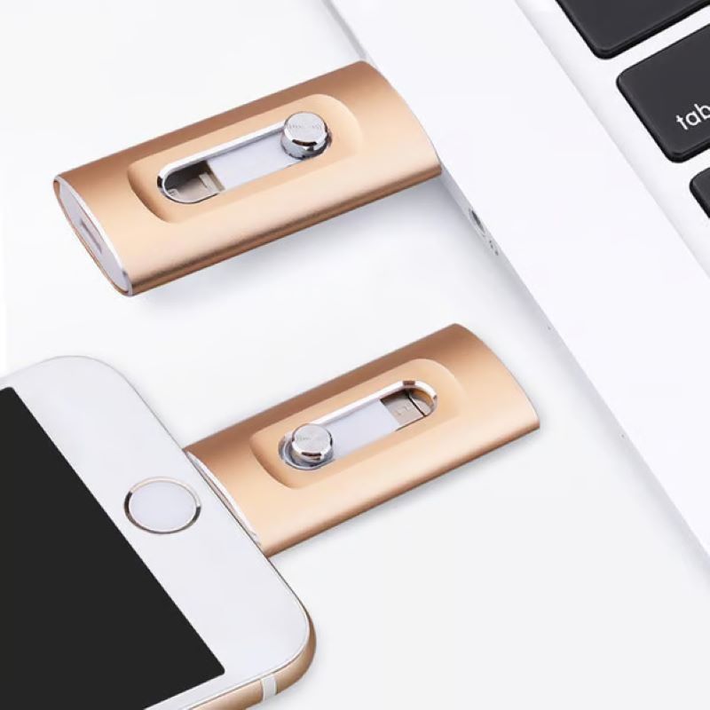 Velkokapacitní USB flash disk 3v1 pro mobilní telefon a počítač
